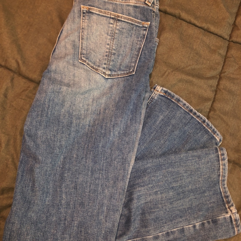 Jeans - Picture 2 of 4